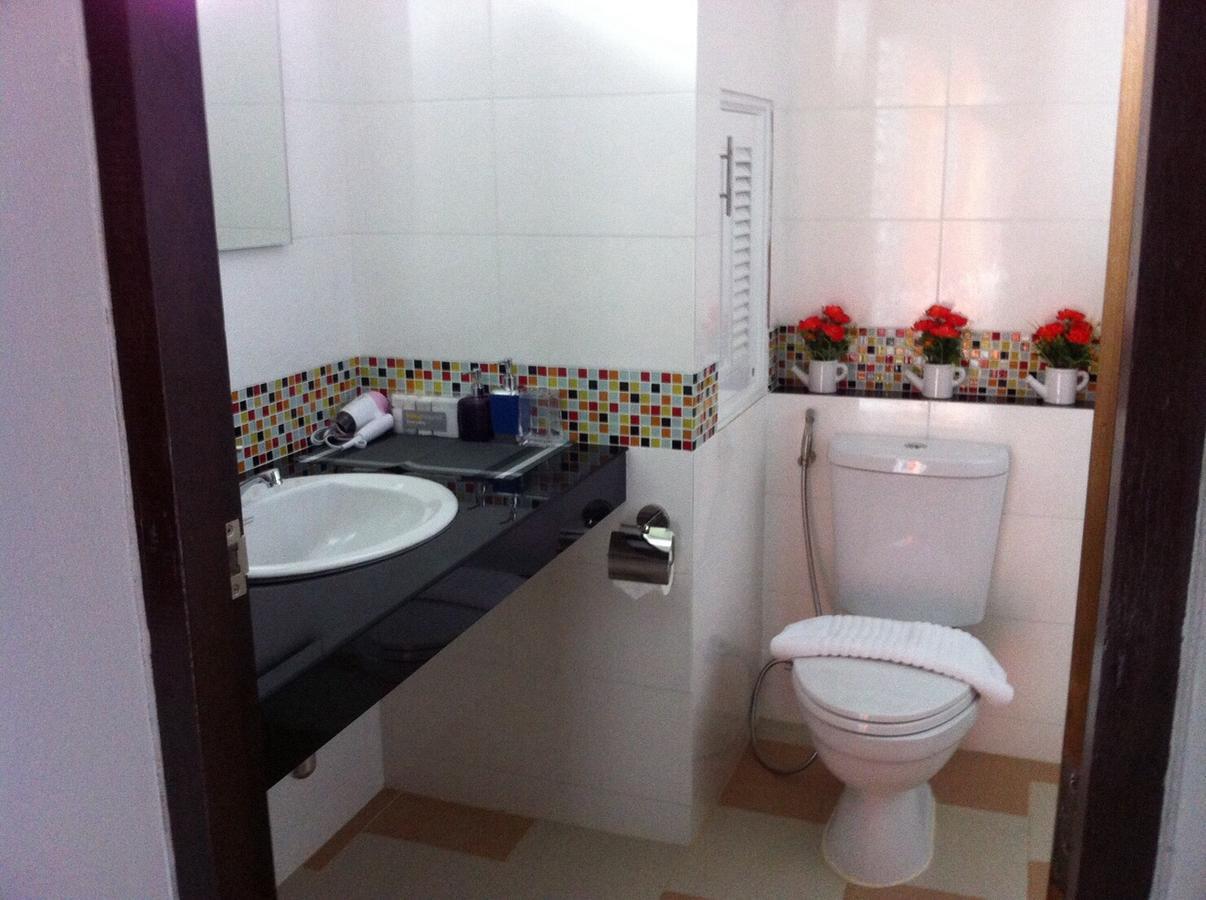 Hobby Hotel Uttaradit Luaran gambar