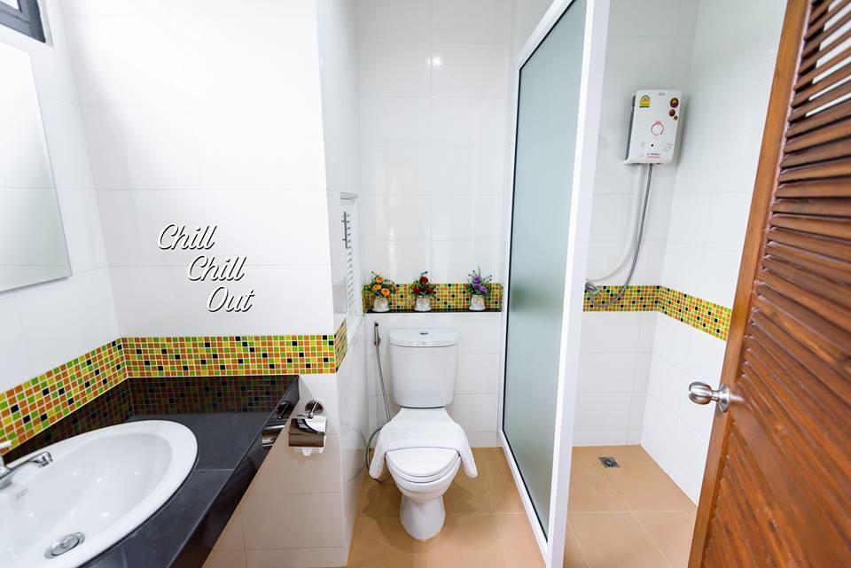 Hobby Hotel Uttaradit Luaran gambar